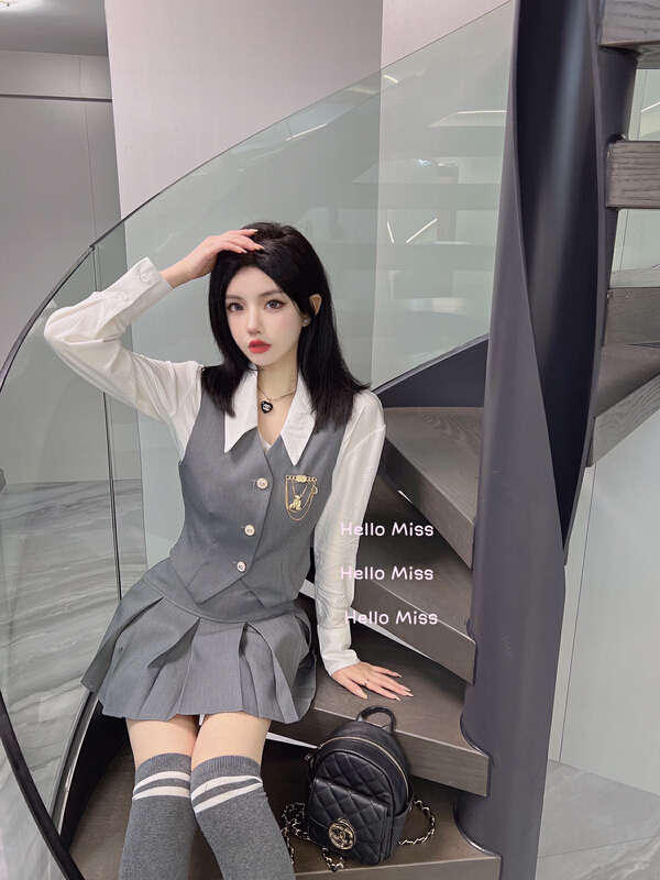 [Hello Miss] college style age reducing shirt + overlapping Suit Vest + pleated age reducing skirt suit (with Brooch) 2536# PCZ