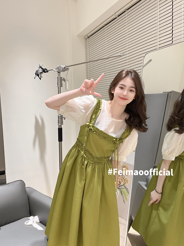 [Feimao Philippine cat] Korean suspender waist closing temperament dress ym-7427# LSL
