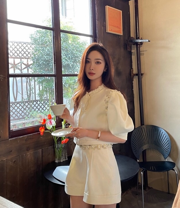 goods in stock! [iris] heavy industry Beaded bubble sleeve shirt + versatile short trousers set 1-59# JJ