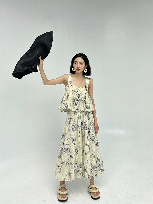 [d.two D2] small fresh slim suspender Vest + printed high waist skirt suit 2206213# zxl