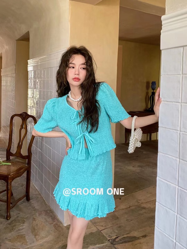 [s.room] small fresh and gentle blouse + High Waist Skirt Set (excluding necklace) 2356# LSL