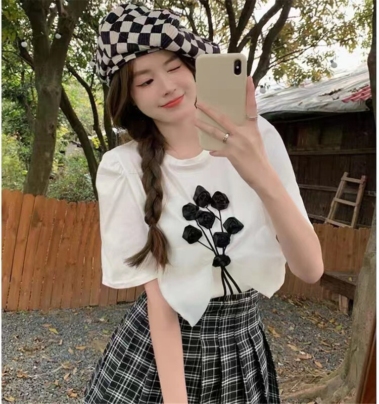 goods in stock! [buyer Yan xuan-wang6] Korean pattern bouquet versatile short sleeve T-shirt 2988t# Cl