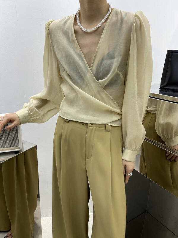 [hemufan hemufan] Korean comfortable and versatile small shirt 3726# L