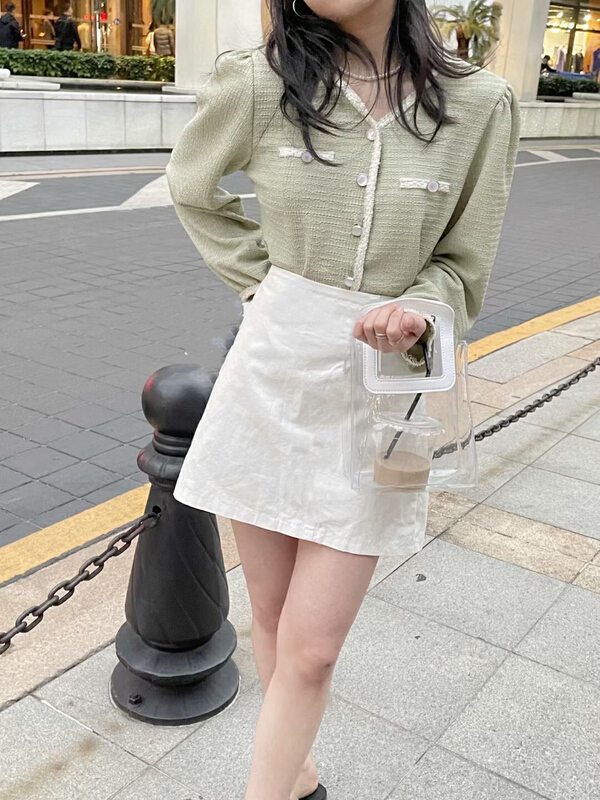 New year in early spring! [ul-2] Korean version xiaoxiangfeng contrast color V-neck shirt 6025# JJ