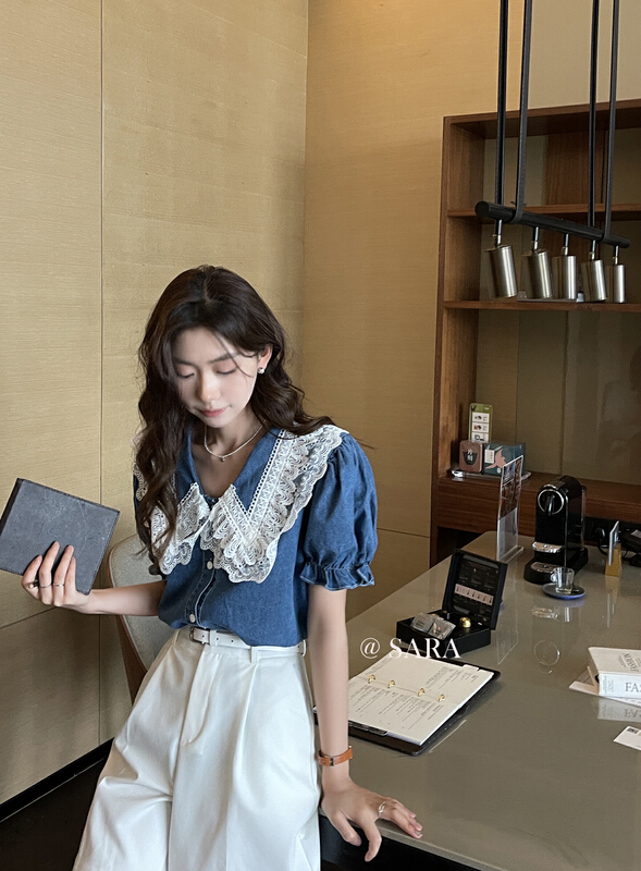 New in early summer! [Sara] French double layer lace doll splicing denim shirt 16968# lwy
