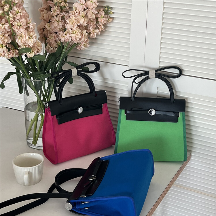 [double C] niche color matching versatile small messenger bag ys1-6542# CCL