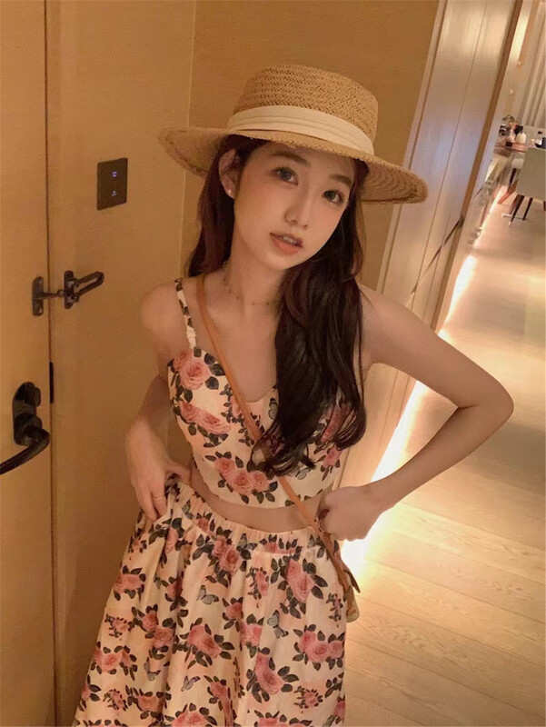 [timely rain] suspender short blouse + printed skirt suit 00456# WPL