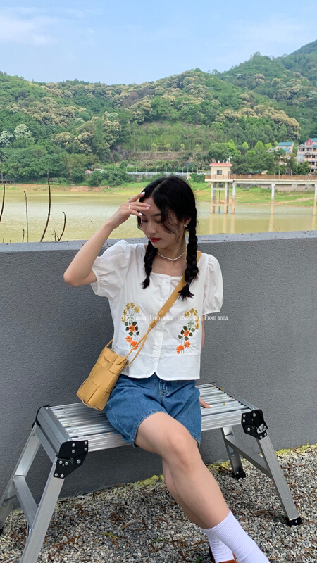 [from Anna] Vintage Embroidery breasted bubble sleeve short shirt 6183# LSW