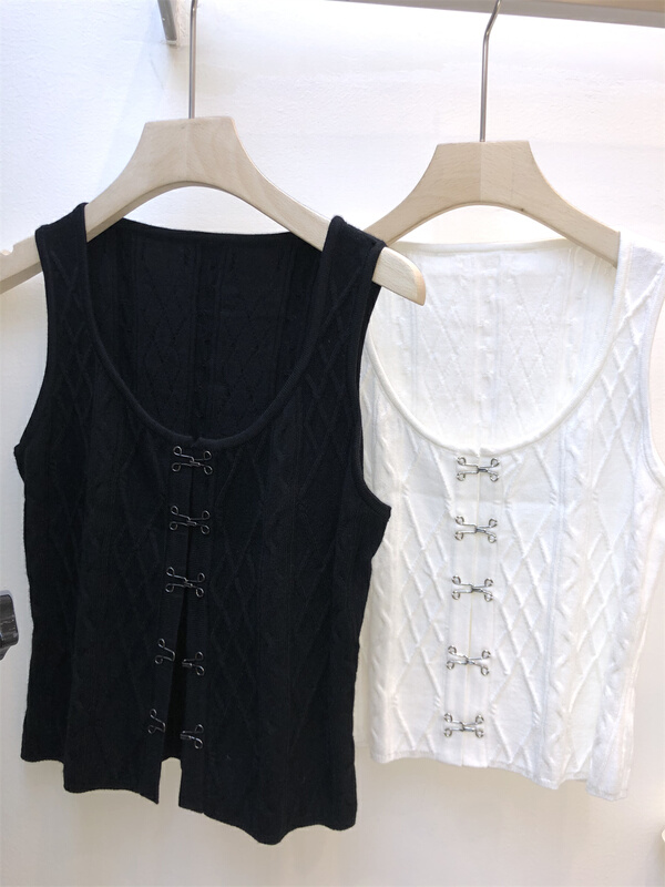 New year in early spring! [CB] niche design solid color vest / sling 9510# JJ