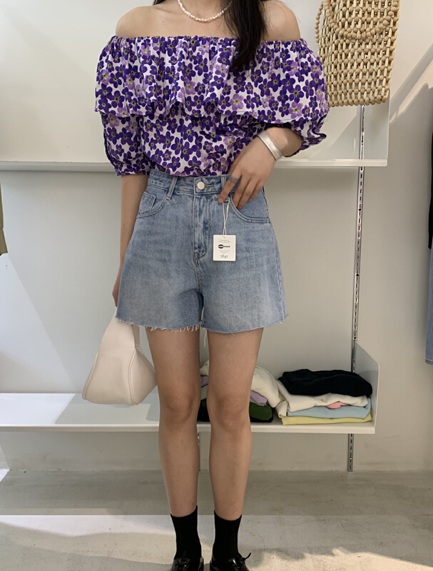 [emoni] woolen edge versatile fashion denim shorts 24174# CLS