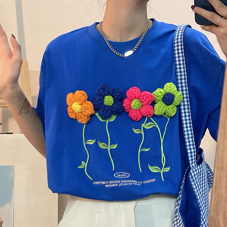 New year in early spring! [lab eeda] small flower Korean version loose ins high sense design sense minority short sleeve T-shirt 2869# ozq