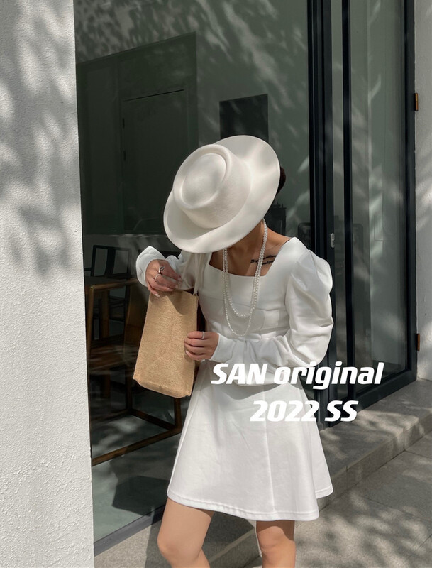 goods in stock! New year in early spring! [San original] bubble sleeve square neck simple slim dress 320# LSL