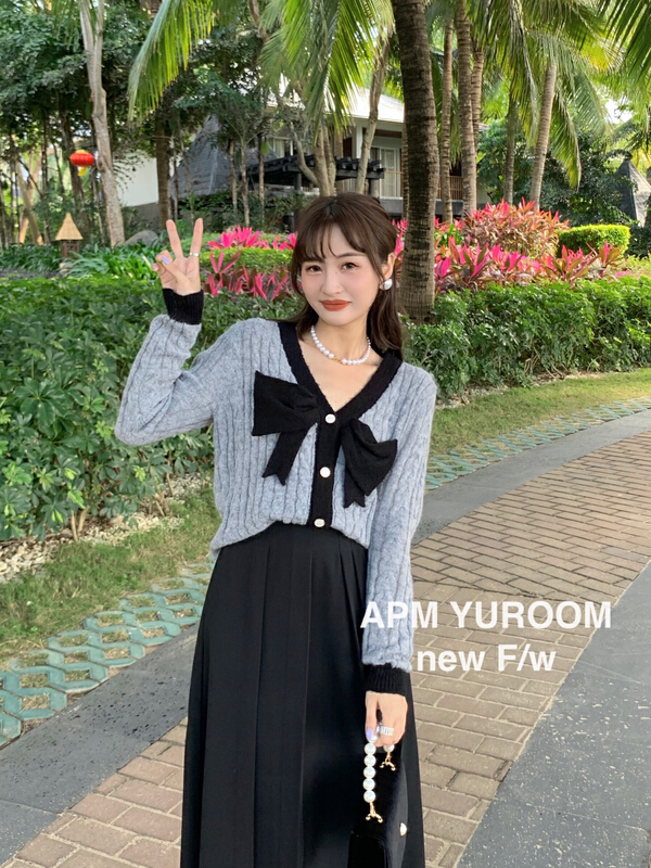 goods in stock! New year in early spring! [APM yuroom] bow tie small fragrance versatile sweater (10% Mohair) 22501# LSL