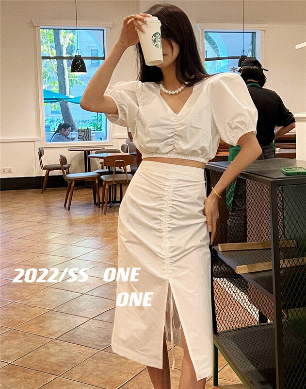 goods in stock! [one] solid color bubble sleeve short shirt (excluding skirt) 18099# ozq