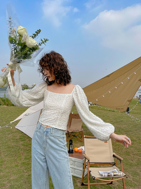 Original price 123.95! New year in early spring! [es modish] small fresh square neck bubble sleeve shirt bl1569# XYJ