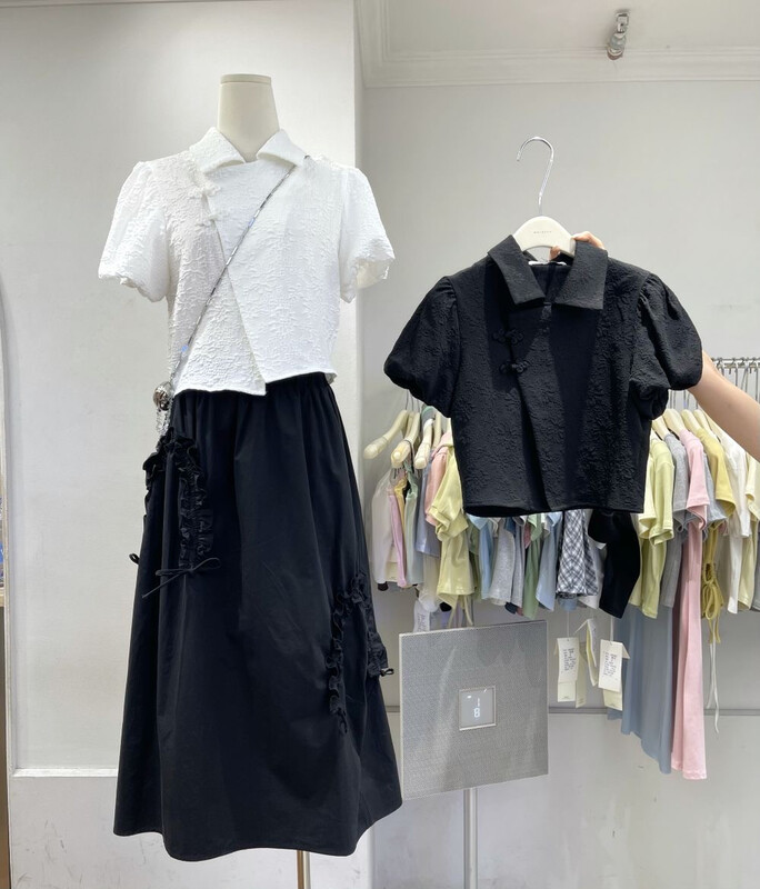 New in early summer! [Zhu en] simple and improved Chinese Style Bubble Sleeve Shirt 603716# XYY