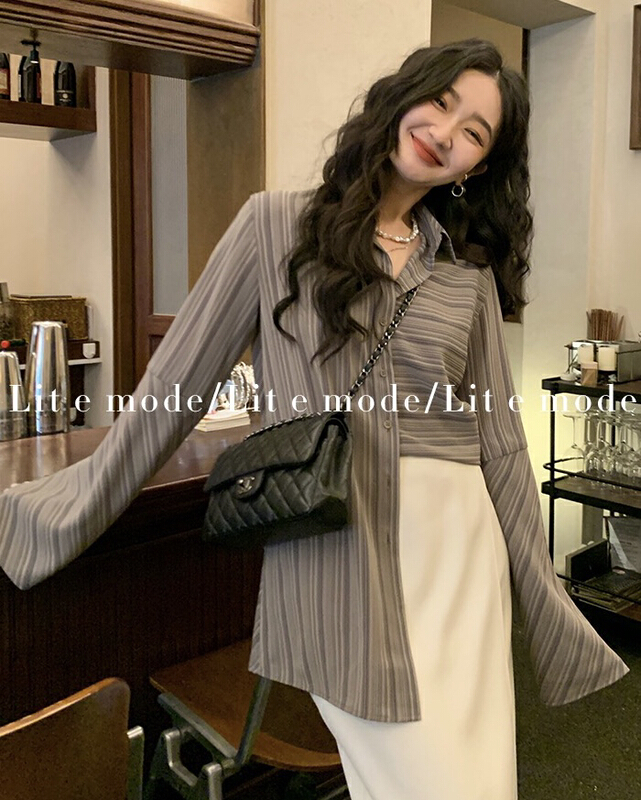 New in early summer! [x · h studio] French retro flare sleeve stripe shirt 467# ozq