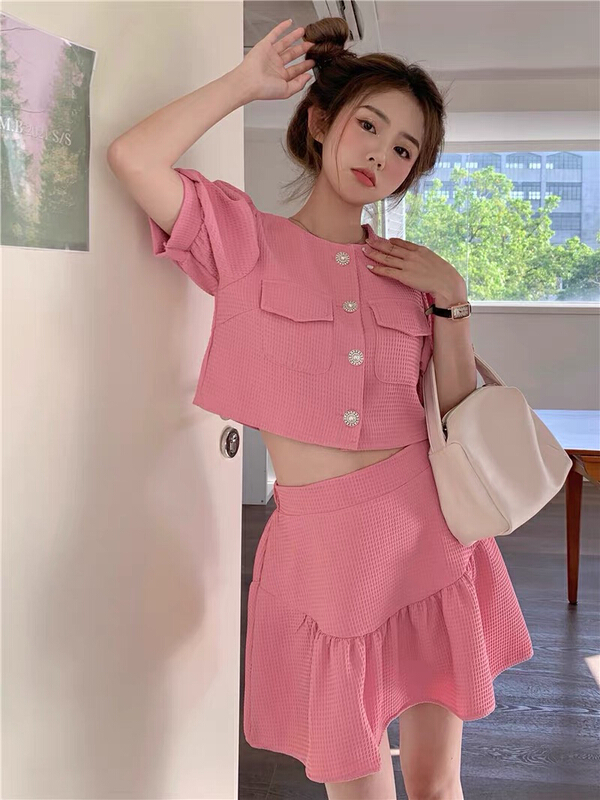 [come and see] small fragrance temperament women's spring and summer bubble short sleeved top + high waist A-line skirt suit (only suit) 1126# JJ