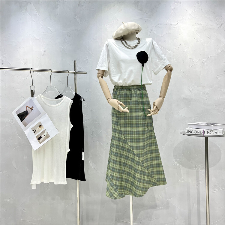 Cxdhh/ new year in early spring! [strict selection - growing grass and trees] Korean version simple casual skirt xc11-50366# XYJ