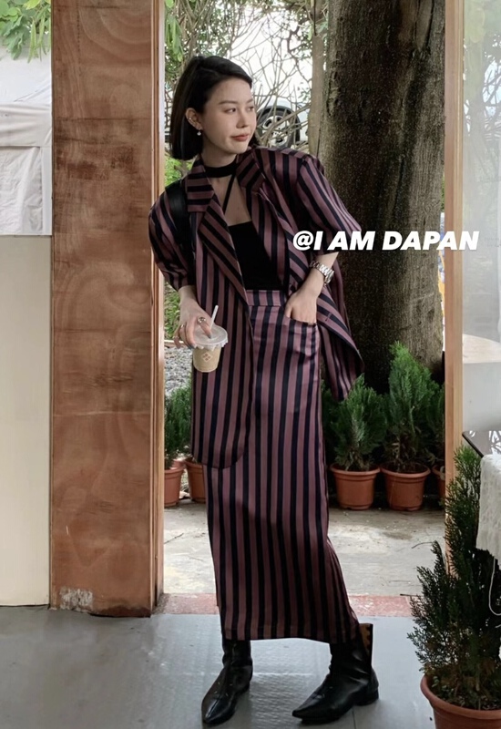 goods in stock! New in early summer! [I am Dapan] temperament stripe short coat + slim skirt suit 6930# zxl
