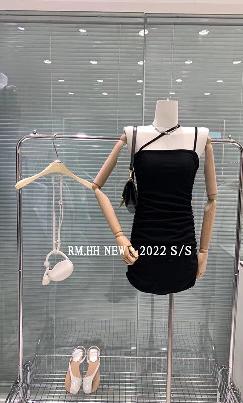 早春上新!【RM.HH】辣妹性感吊帶修身連衣裙  7088#  PCZ