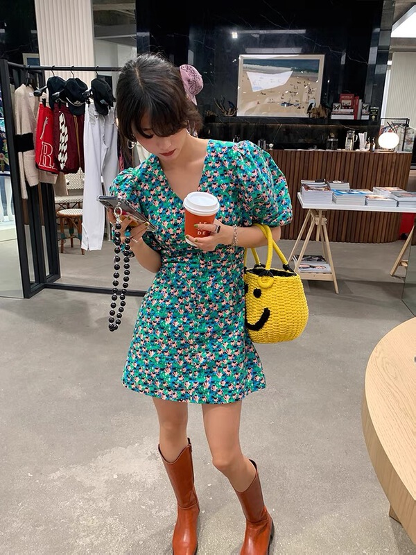 [Bella Bella] floral V-neck bubble sleeve dress 6895# WTT