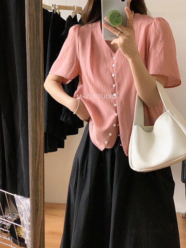 [m.zi studio] Korean version simple V-neck shirt 5605# HBx