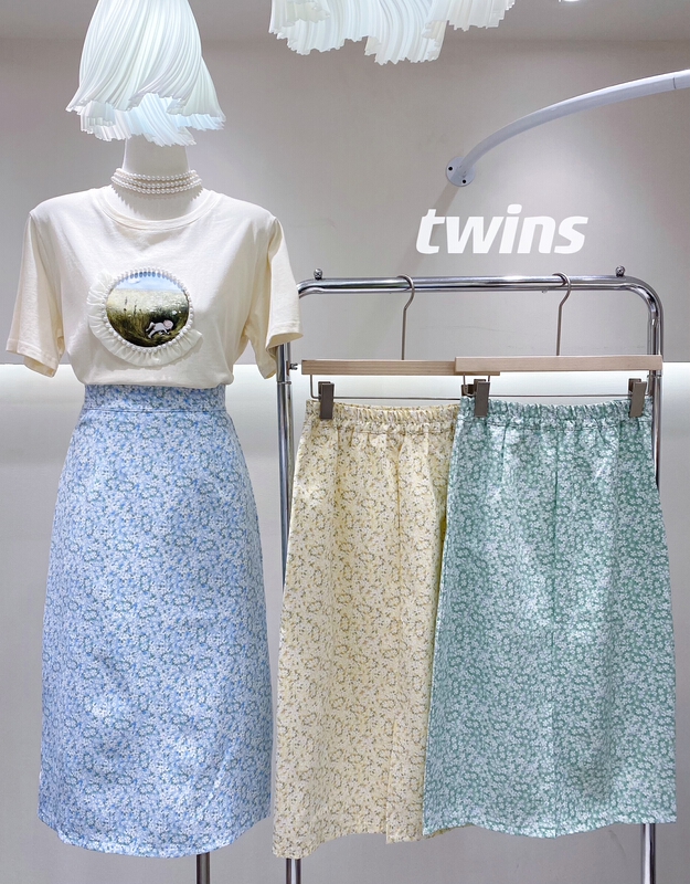 [twins] Korean sweet and versatile floral skirt 8835# hjy