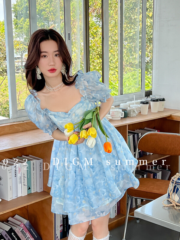 [digm] Korean cute age reducing waist slim bubble sleeve dress 2507# zxx