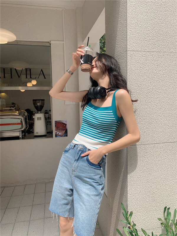 New in early summer! [Lina] Korean stripe knitted short vest / suspender x053# zxx