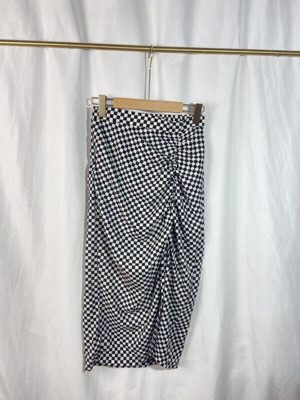 New in early summer! [Yi show shop] checkerboard high waist slim skirt 1058# Cl