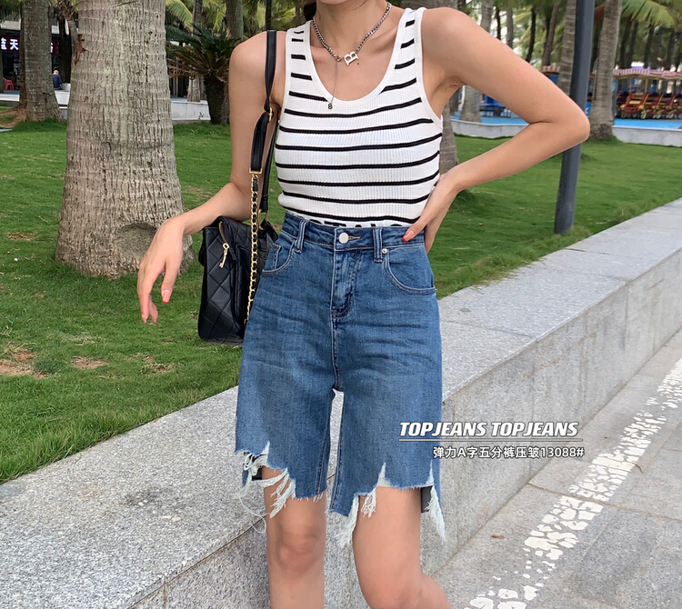 [top] Korean version hole breaking elastic five point jeans 13088# XJ