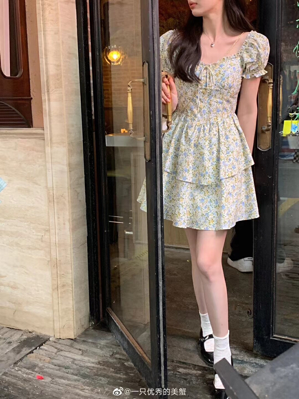 New in early summer! [RM. HH] Vintage bubble sleeve fungus edge dress 281# ozq