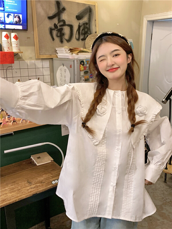 [timely rain] Han Feng ins sweet design sense three-dimensional flower doll large lapel loose shirt 51459# jhy