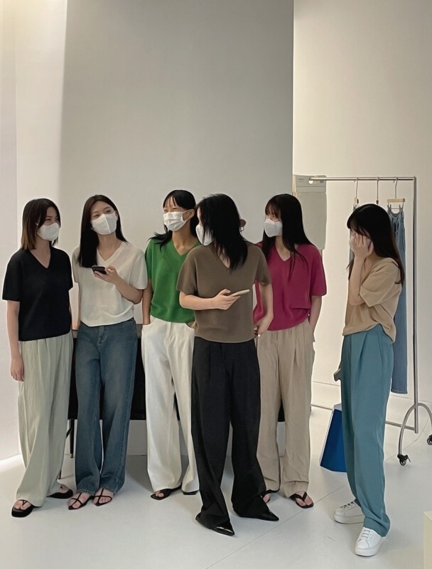 16 color pop! [clean space] Korean style simple and versatile clean color V-neck comfortable sweater 31751# CLS