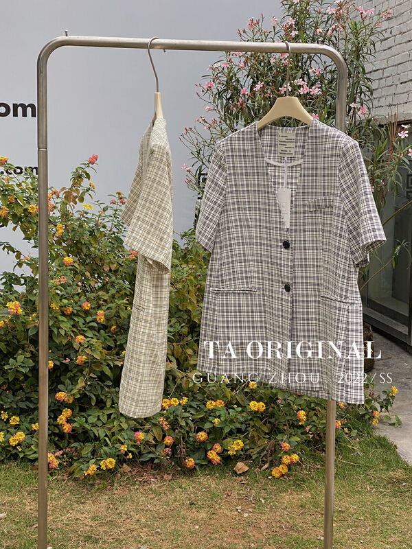 goods in stock! In early summer! [TA] cotton linen Plaid V-neck short sleeve suit 5269\ll