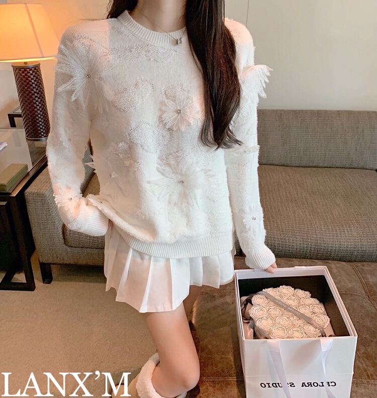 [lanxm] temperament lady heavy industry nail bead embroidered warm sweater (only sweaters) 802# JJ