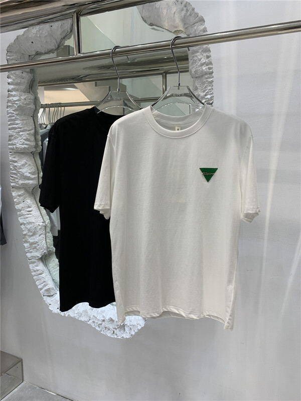 [Qi] round neck loose patch cloth short sleeve T-shirt 2304# ZZL