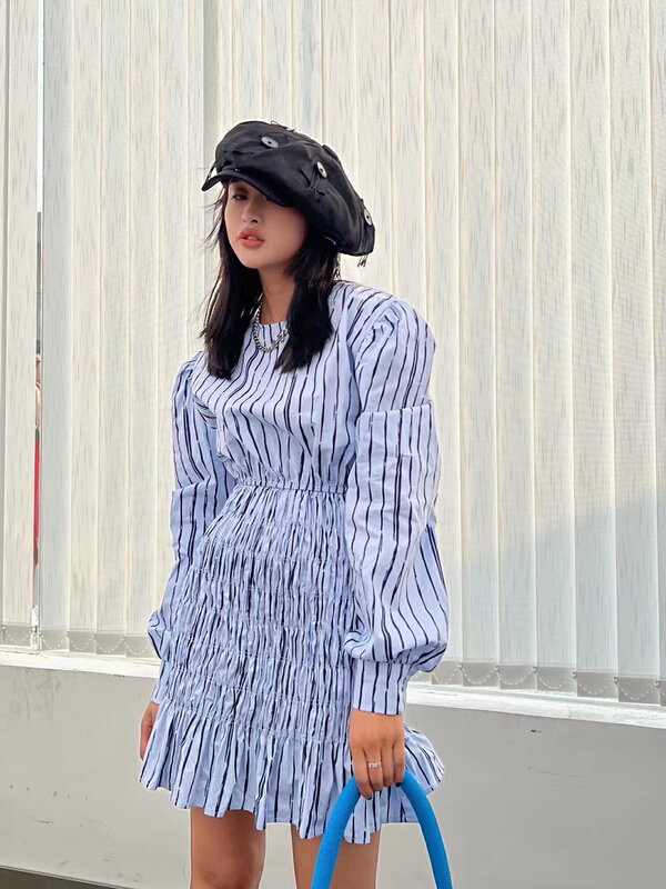 New year in early spring! [Dore Dore] temperament vertical stripe pull waist dress 1161# zxx