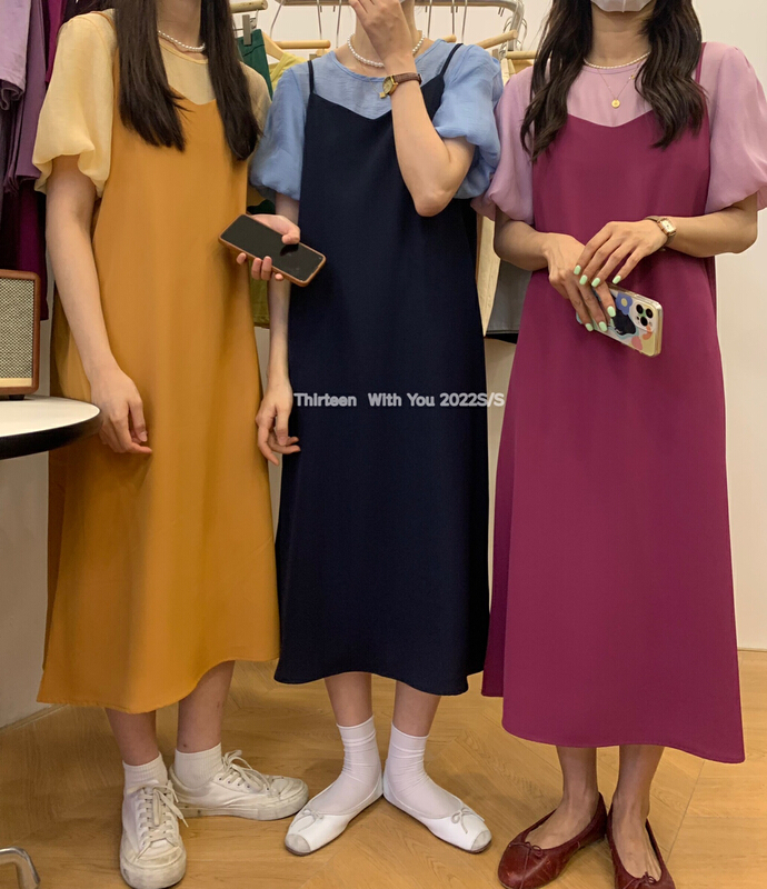 goods in stock! [thirten 13] Korean version simple blouse + slim suspender dress set 1180# XYY