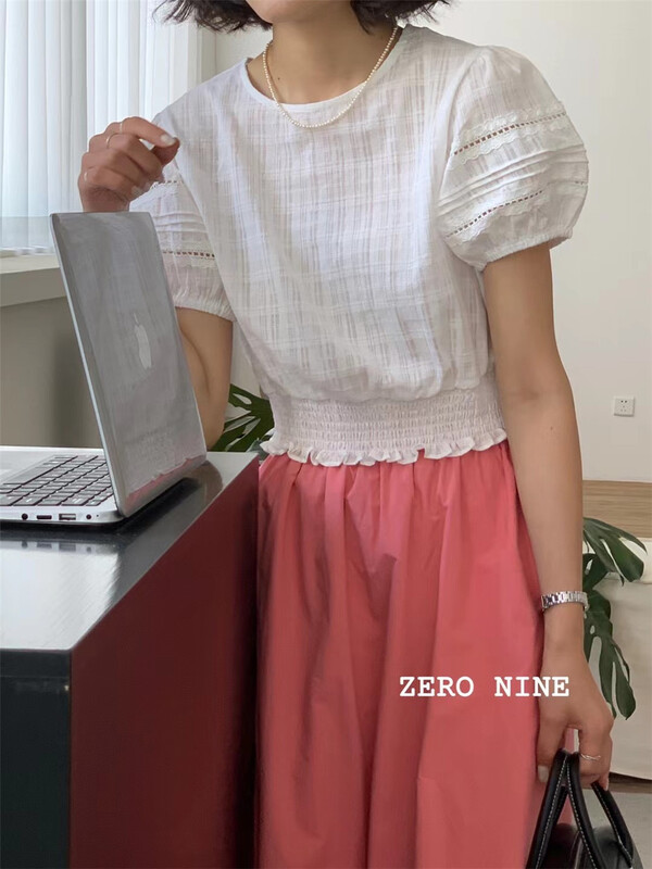 New in early summer! [zero-nine 009] Korean style bubble sleeve hollowed out short shirt 9299# HBx