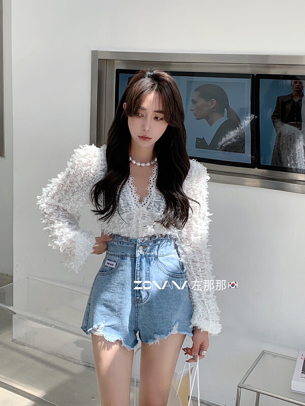 New in early summer! [zonana left] woven belt label high waist perforated denim shorts 995# zxx