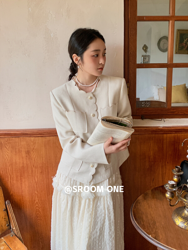 New year in early spring! [s.room] Korean style fashion wave lace short coat j195# LSL
