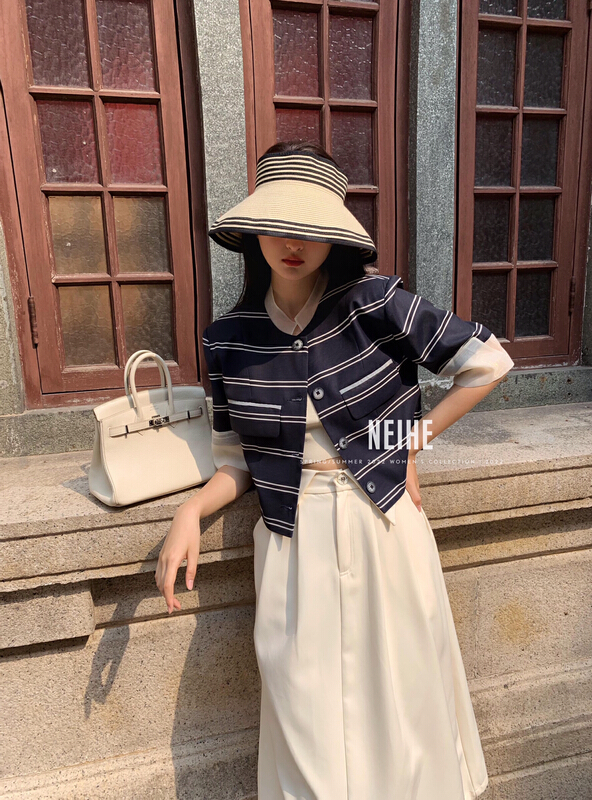 New in early summer! [neihe] crew neck contrast stripe single breasted shirt 11390# zxx