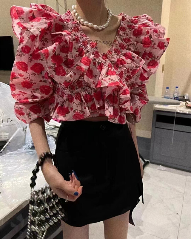 New in early summer! [d.ffstudio] V-neck floral lady blouse 940# WTT