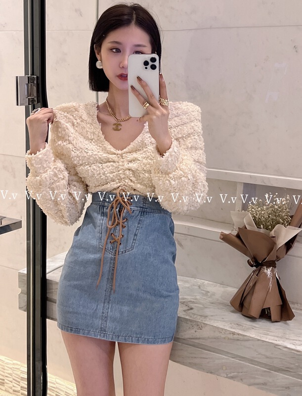 Spot! "V.V" temperament texture solid color drawstring short shirt 8730# CQW