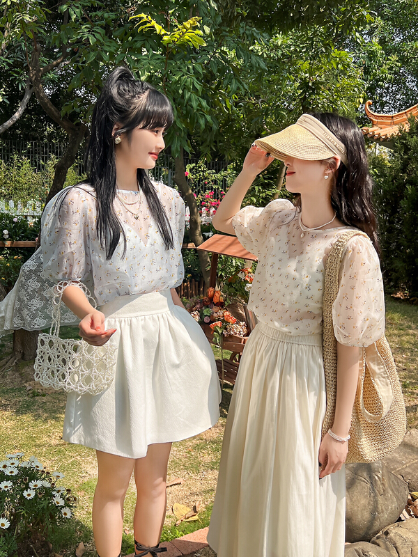 [rong'er family] Korean style small fresh round neck shirt 20690# hjy