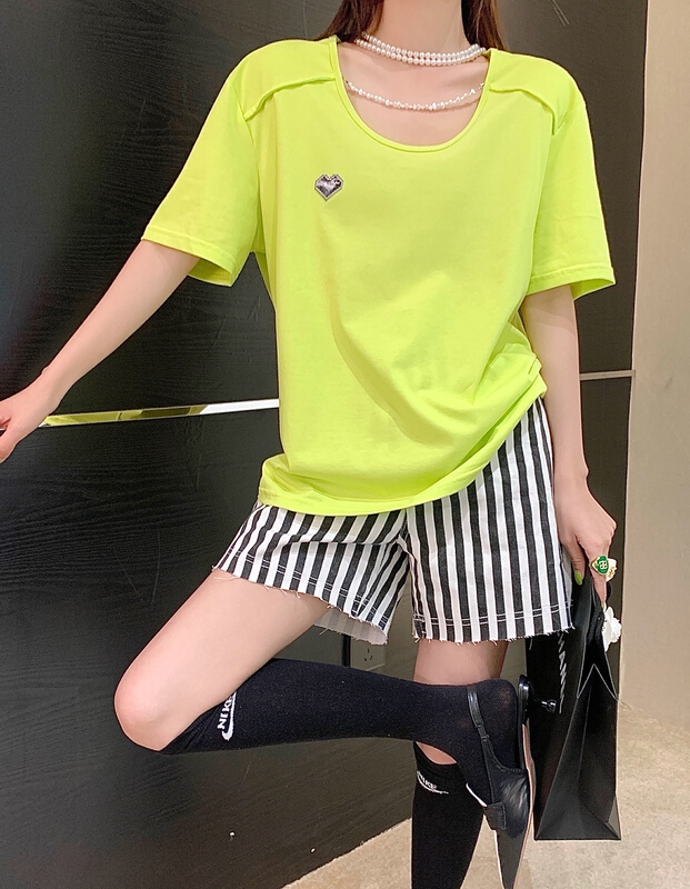 New in early summer! [our] Korean versatile simple three-dimensional love pattern pearl chain short sleeve T-shirt (detachable with chain) 9173# LSW