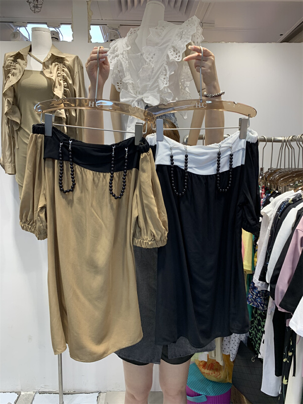 [Korean C family] Korean Vintage color matching loose off shoulder shirt (with detachable chain) 9748# PCZ