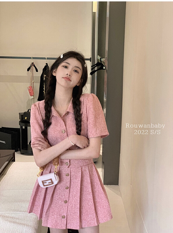 New in early summer! [L.L studio] Korean pink sweet shirt + slim pleated skirt set 7581# PCZ